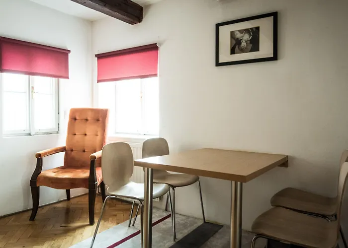 Charles Bridge Hostel & Apartments Prague